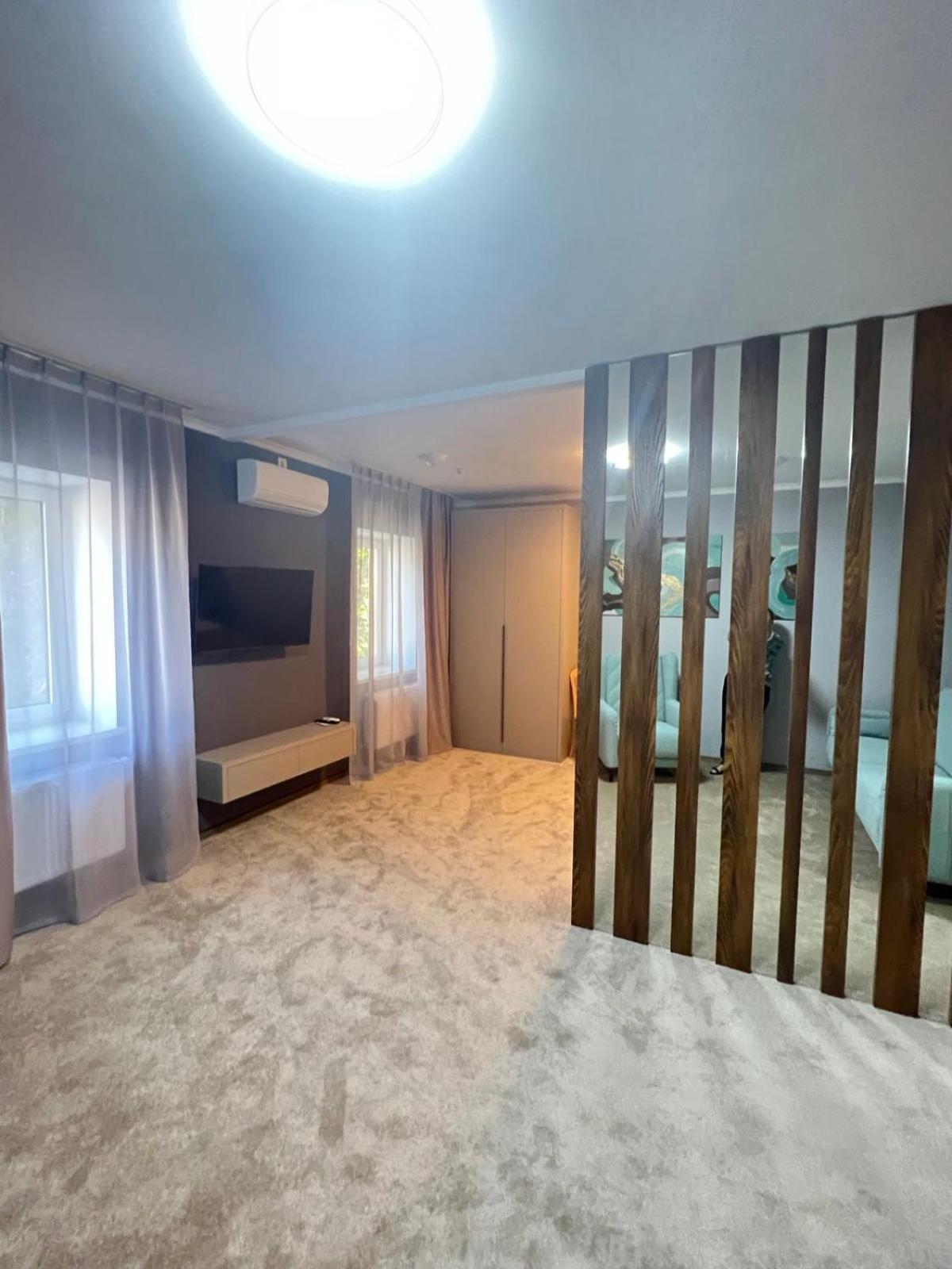 Hotel Reikartz Aurora Krywyj Rih Exterior foto